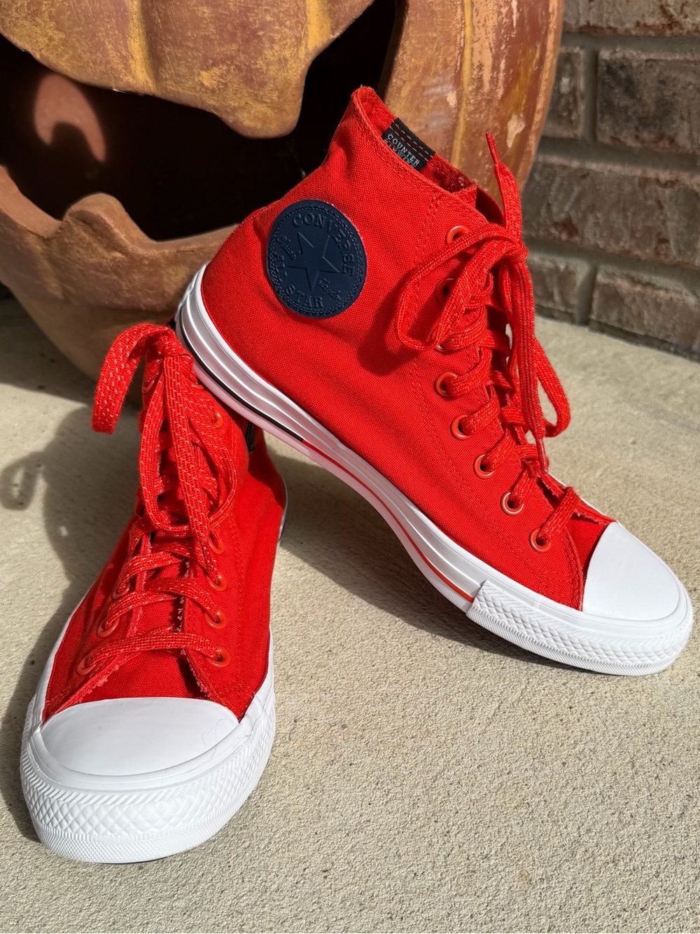 🍒💣 Converse red counter climate high tops